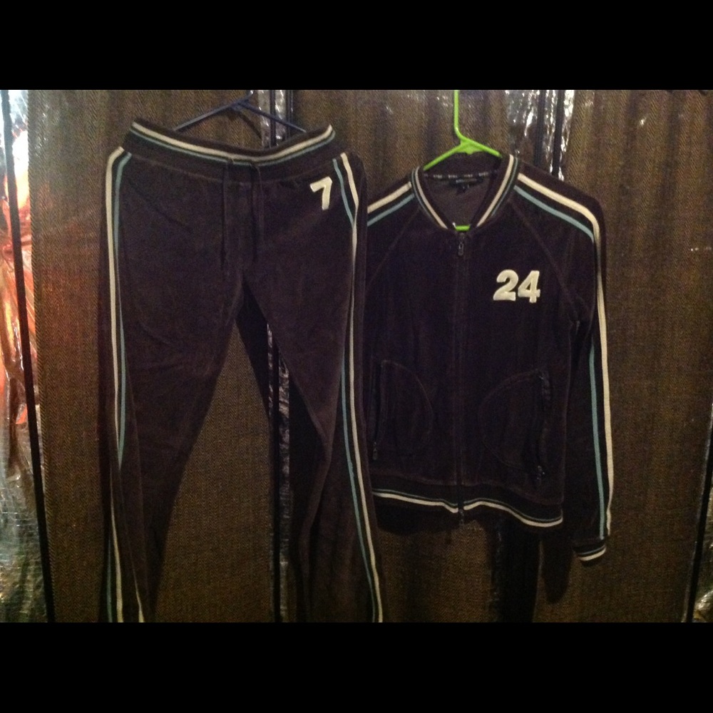 women's BCBG chocolate zippy and pants